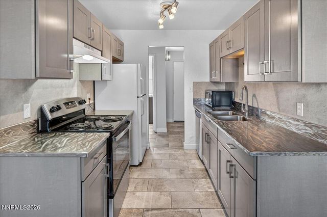 3920 Clear Acre Lane APT 96, Reno, NV 89512