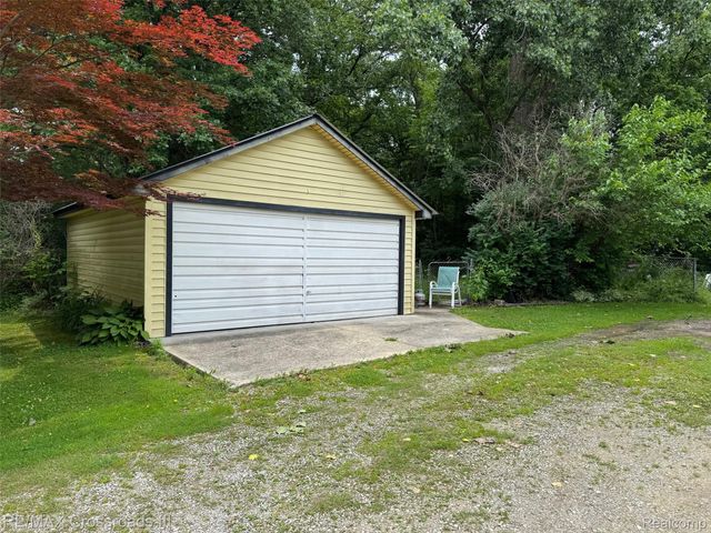6785 Belleville Road, Van Buren Charter Township, MI 48111