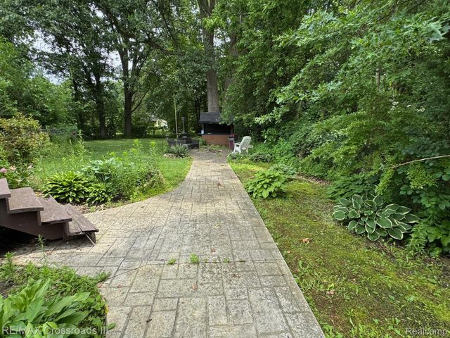 6785 Belleville Road, Van Buren Charter Township, MI 48111