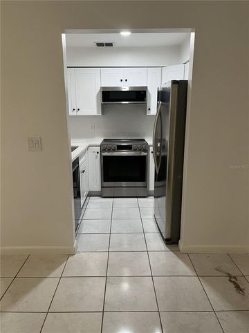 8433 LAURELON PLACE, Temple Terrace, FL 33637