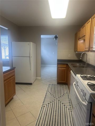 11768 Parish Drive, Bridgeton, MO 63044