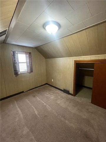 149 Parkwood Dr, Penn Hills, PA 15147