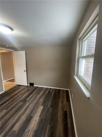 149 Parkwood Dr, Penn Hills, PA 15147