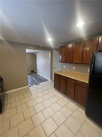 149 Parkwood Dr, Penn Hills, PA 15147