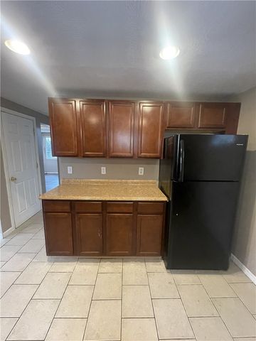 149 Parkwood Dr, Penn Hills, PA 15147