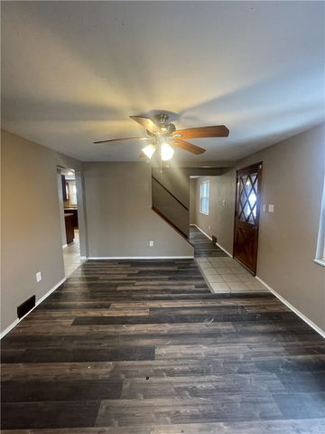 149 Parkwood Dr, Penn Hills, PA 15147