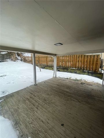 149 Parkwood Dr, Penn Hills, PA 15147