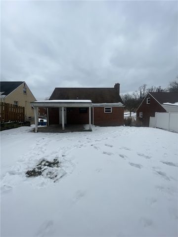 149 Parkwood Dr, Penn Hills, PA 15147