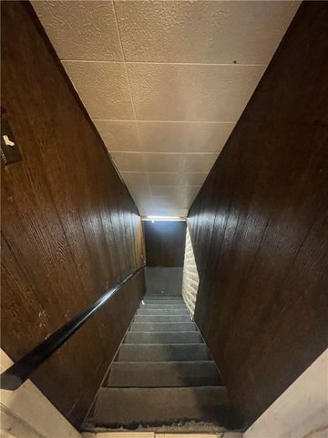 149 Parkwood Dr, Penn Hills, PA 15147