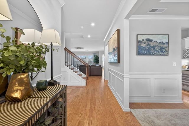 7277 Maple Brook Lane, Flowery Branch, GA 30542