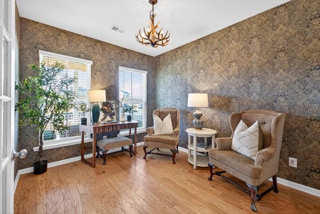 7277 Maple Brook Lane, Flowery Branch, GA 30542