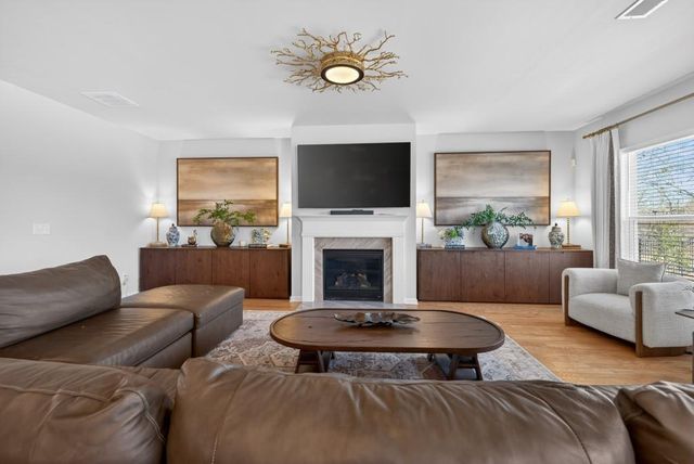 7277 Maple Brook Lane, Flowery Branch, GA 30542