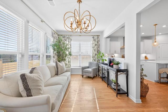 7277 Maple Brook Lane, Flowery Branch, GA 30542