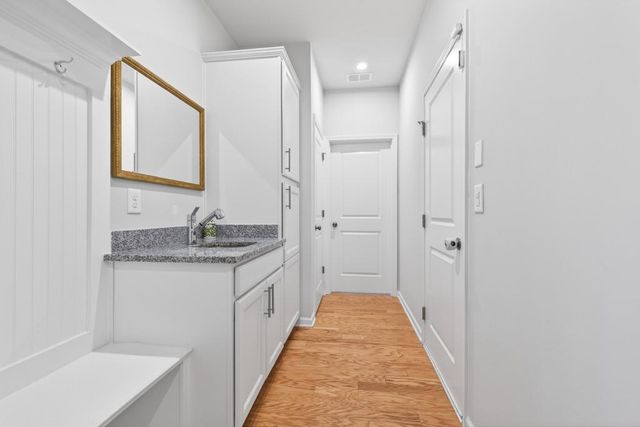 7277 Maple Brook Lane, Flowery Branch, GA 30542