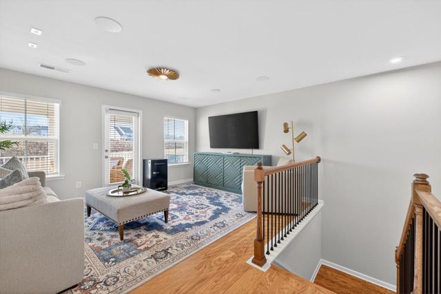 7277 Maple Brook Lane, Flowery Branch, GA 30542