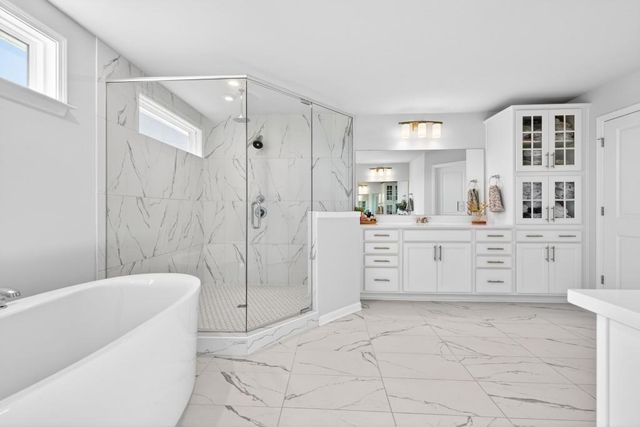 7277 Maple Brook Lane, Flowery Branch, GA 30542