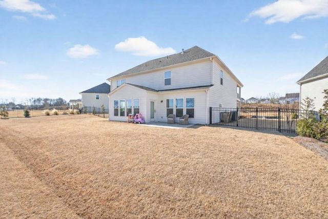 7277 Maple Brook Lane, Flowery Branch, GA 30542