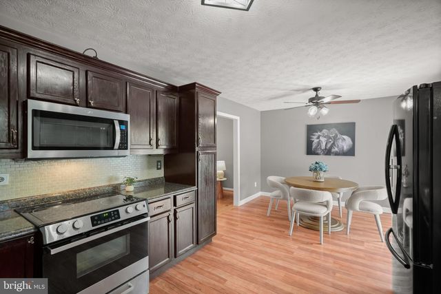 10367 HIDDEN LAKE LN, Rixeyville, VA 22737