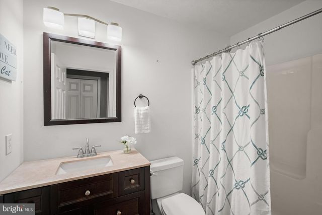 10367 HIDDEN LAKE LN, Rixeyville, VA 22737