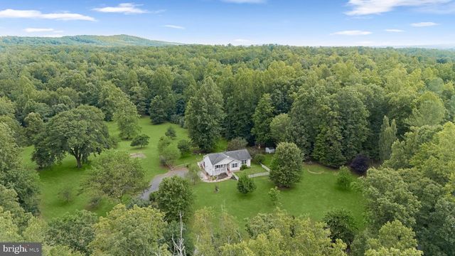 10367 HIDDEN LAKE LN, Rixeyville, VA 22737