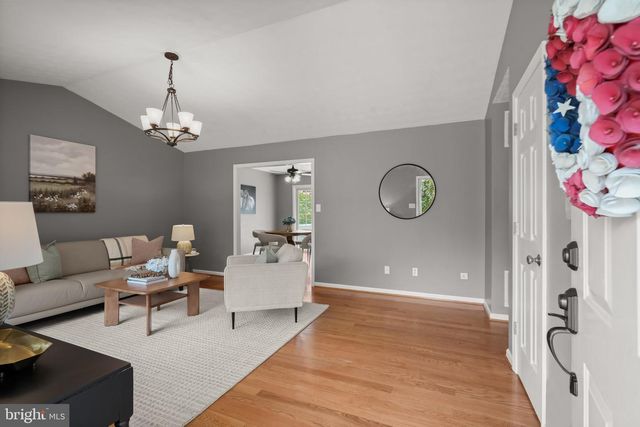 10367 HIDDEN LAKE LN, Rixeyville, VA 22737