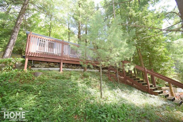 1121 & 1131 Lake Drive, Harrison, MI 48625