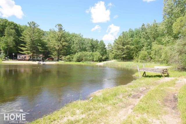 1121 & 1131 Lake Drive, Harrison, MI 48625