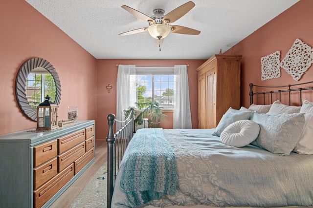 3204 Juniper Circle C, Woodbury, MN 55125