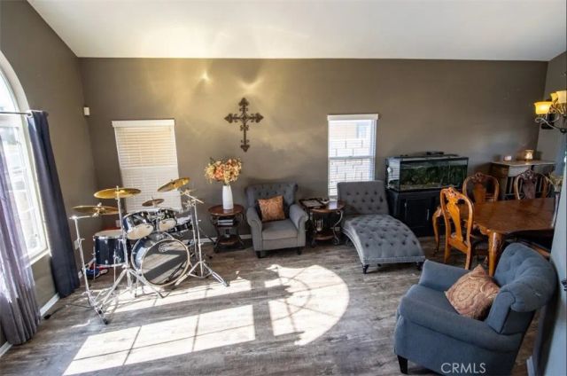 921 E Evans, San Jacinto, CA 92583