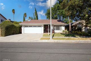 18119 Calvert Street, Tarzana, CA 91335