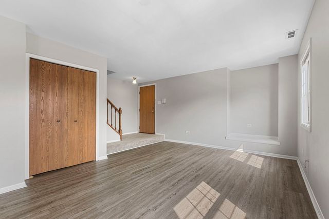 1516 W Jefferson Avenue E, Naperville, IL 60540