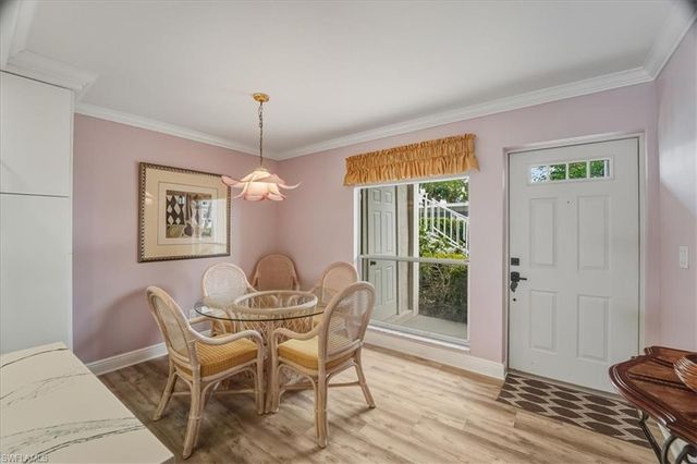 845 Gulf Pavilion DR # 102, Naples, FL 34108