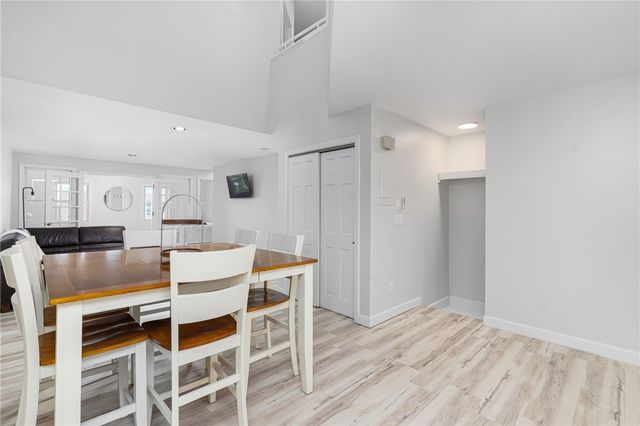 458 Thames Street B, Newport, RI 02840