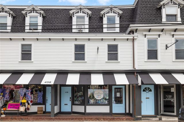 458 Thames Street B, Newport, RI 02840