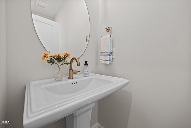 122 Norwell Lane, Pittsboro, NC 27312