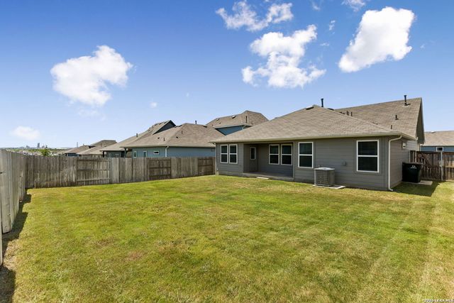 109 NETHERLAND ST, San Marcos, TX 78666