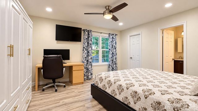 4 Letts Court, East Brunswick, NJ 08816