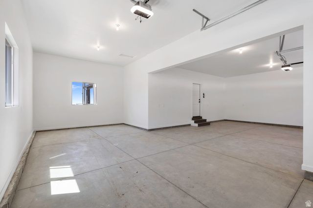 619 E MOUNTAIN RD., North Ogden, UT 84414
