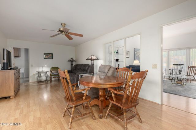 11065 W EDGEWOOD Drive, Sun City, AZ 85351