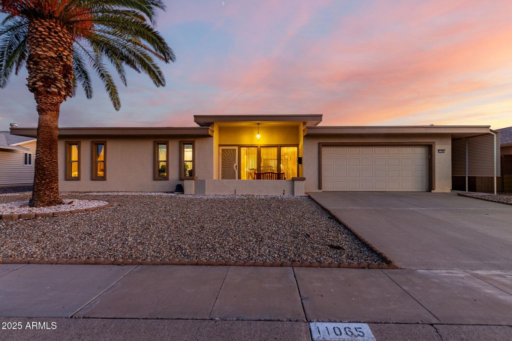 11065 W EDGEWOOD Drive, Sun City, AZ 85351