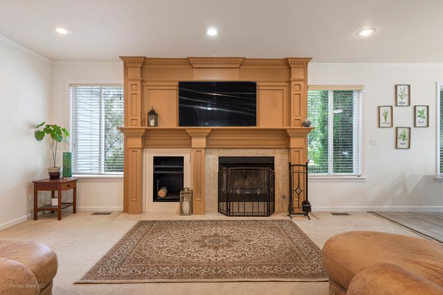 7770 Rippling Ridge Court, Gurnee, IL 60031