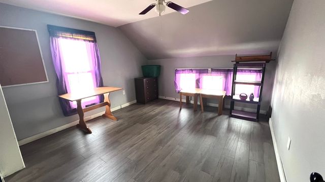 215 S Woodward Avenue, Fredericksburg, IA 50630