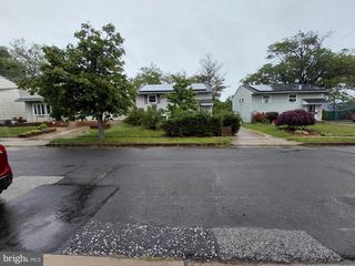 2242 NORWOOD AVE, Pennsauken, NJ 08110