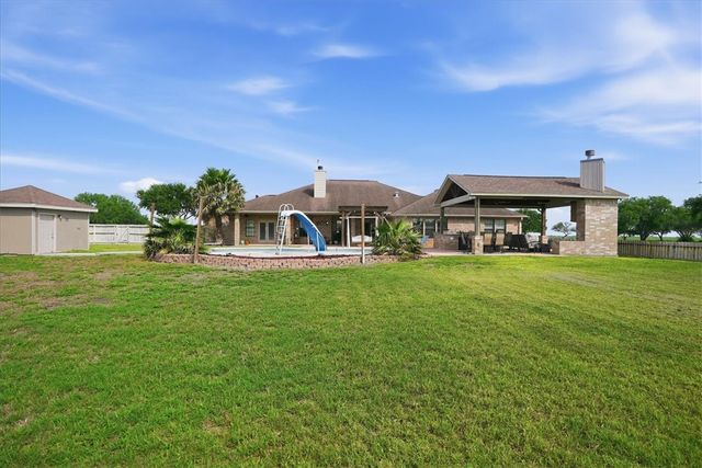 5844 Santa Clara, Robstown, TX 78380