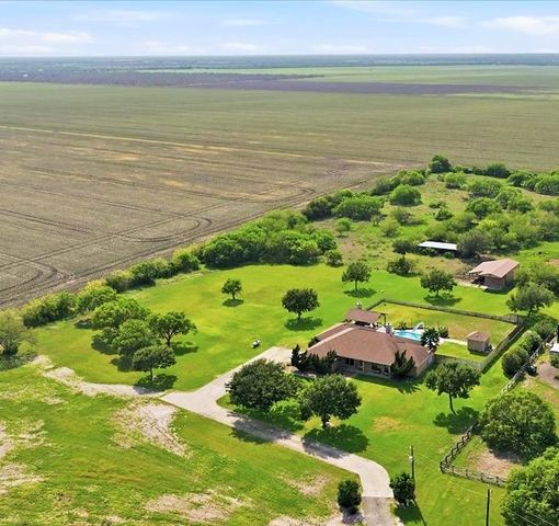 5844 Santa Clara, Robstown, TX 78380
