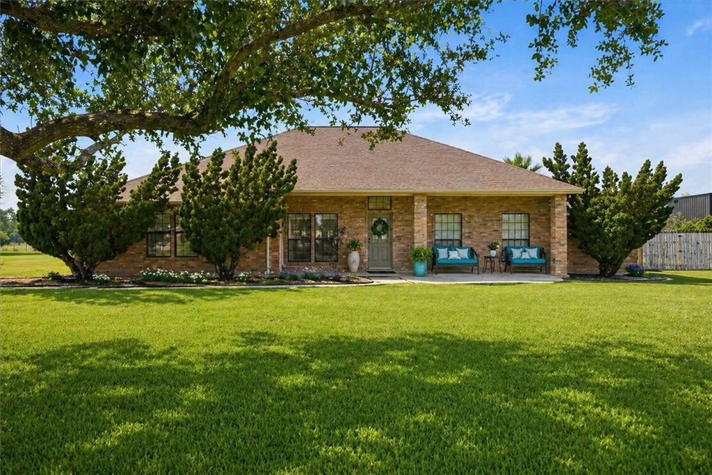 5844 Santa Clara, Robstown, TX 78380