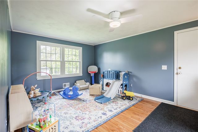 260 Viennawood Drive, Brighton, NY 14618