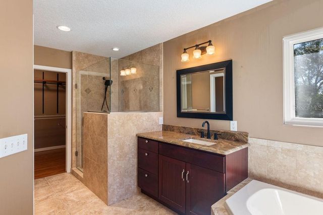 1735 MAPLE LEAF DRIVE, Windermere, FL 34786