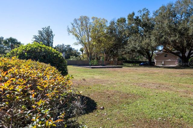 1735 MAPLE LEAF DRIVE, Windermere, FL 34786