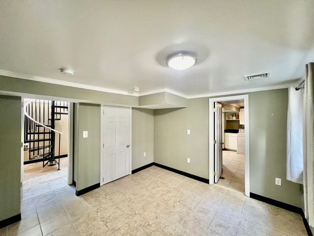 18 Rice Street 1, Cambridge, MA 02140